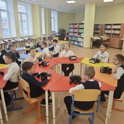 🚀 Вперёд по планетам: виртуальное космическое путешествие!