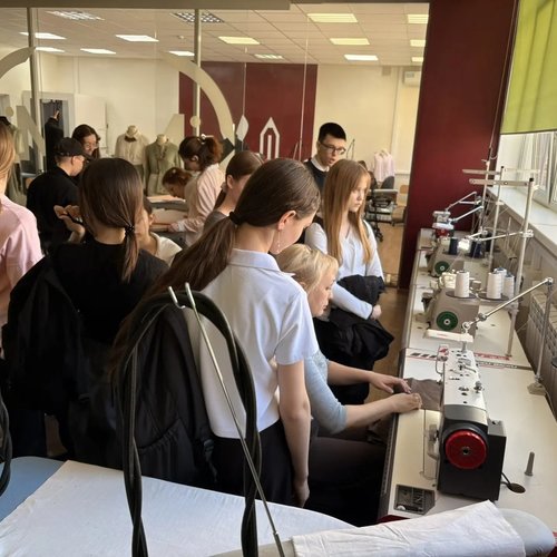 8Д класс шагает в будущее! 