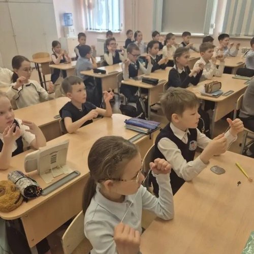«Улыбка начинается с детства: встреча второклассников со стоматологом»