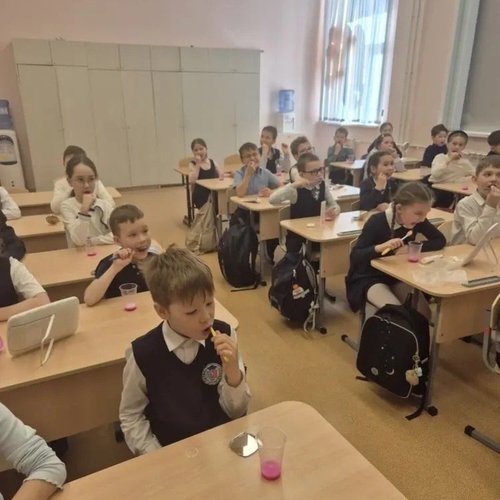 «Улыбка начинается с детства: встреча второклассников со стоматологом»