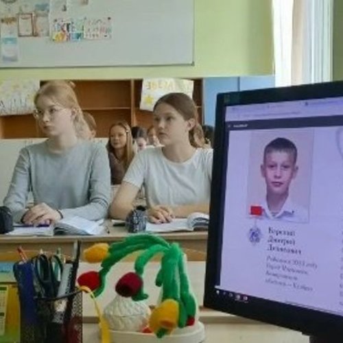 Уроки Мужества в школе №1: о героях нашего времени узнала вся школа!