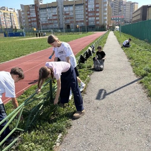 🌿 Чистый стадион — в честь Великой Победы!