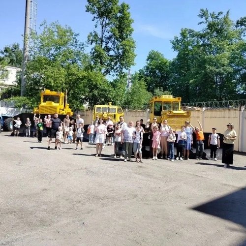 🚜 Путешествие в мир тракторов: 2 «3» класс в Музее истории трактора