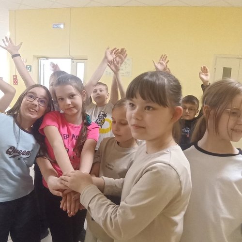  ПРИШКОЛЬНЫЙ ЛАГЕРЬ «ПРО‑ДЕТСТВО»: ДЕНЬ 1 — ВЗРЫВ РАДОСТИ И ТВОРЧЕСТВА! 