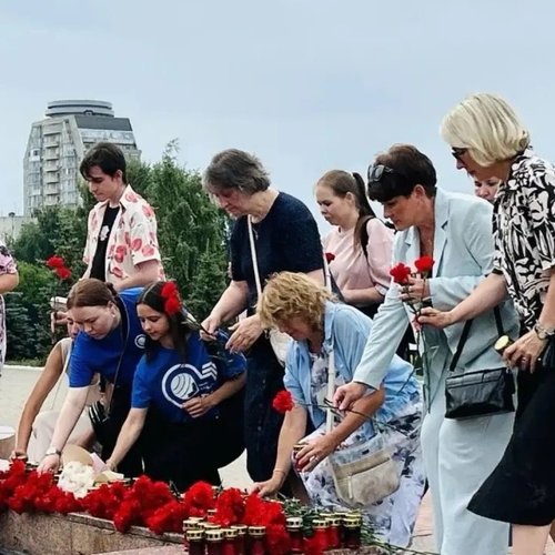 Коллектив МАОУ «СОШ №1» присоединился к акции «Ангелы Донбасса»
