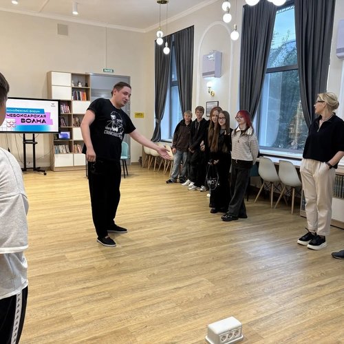🎭 От театральной сцены до стадиона: МАОУ «СОШ № 1» прожила День города на все 557%!