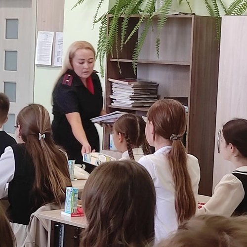 Безопасность — главный урок 1 сентября: МАОУ «СОШ № 1» г. Чебоксары присоединилась к Всероссийскому уроку безопасности