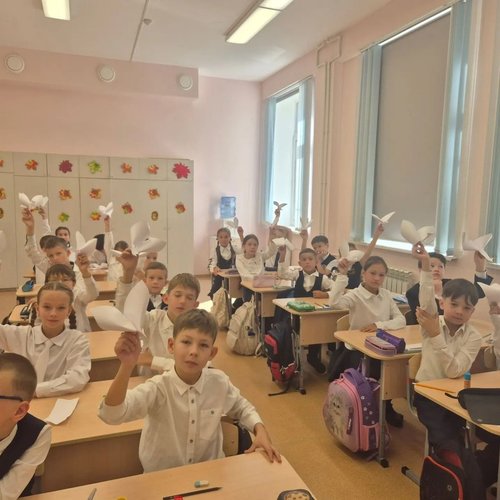 Белые птицы против темноты: «Журавлик памяти» в нашей школе