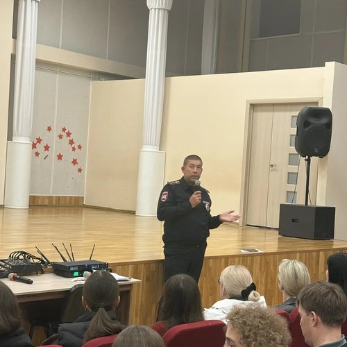 Школа — наш общий дом: в МАОУ «СОШ № 1» прошли главные родительские собрания сентября