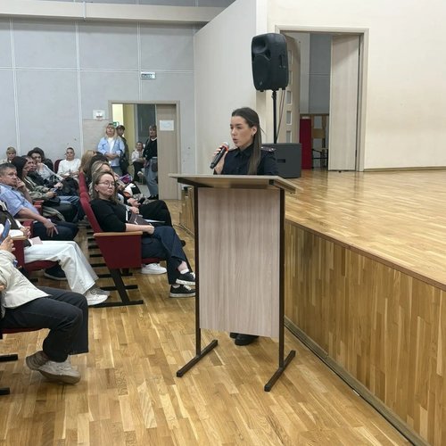 Школа — наш общий дом: в МАОУ «СОШ № 1» прошли главные родительские собрания сентября