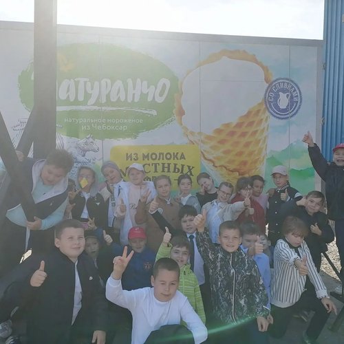 Урок прохлады и высоких температур: 3В класс изучил производство мороженого на заводе «Волга Айс»
