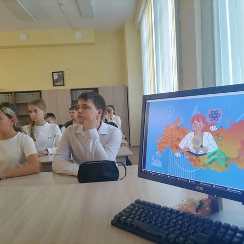 Энергия будущего и 80 лет великих открытий: в школе прошел урок об атомных технологиях