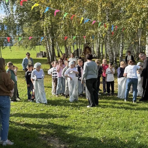 Как 2Б отметил самый волшебный День рождения класса