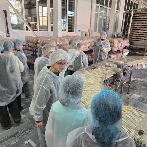 Аромат хлеба и секреты мастерства: ученики 4 «А» класса побывали на Чебоксарском хлебозаводе №1