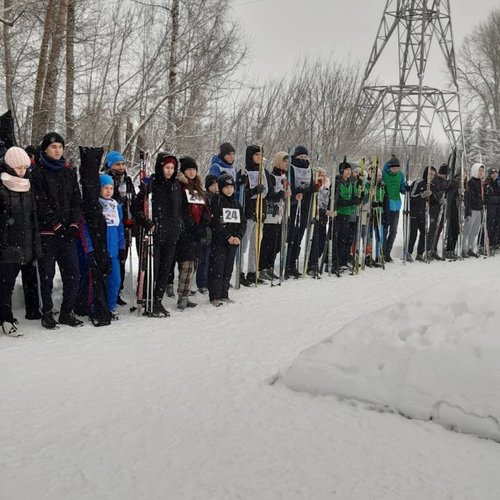 Ученики СОШ1 приняли участие в военизированной лыжной гонке