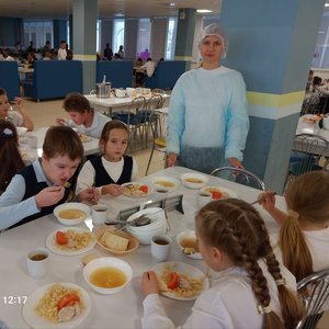 27 октября 2025 Родительский контроль в школьной столовой продолжается