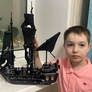 🎉 С Днем LEGO, друзья! 🎉