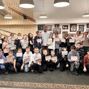 Мастер-класс по лепке пельменей.