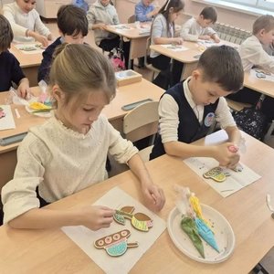 Сладкий подарок папе от 2И класса