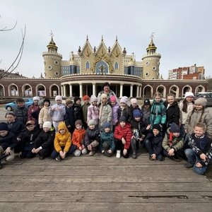 🎭 Путешествие в Страну чудес: 1Б класс в гостях у Казанского театра