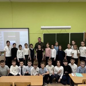 Урок Мужества в СОШ №1: встреча с настоящим героем