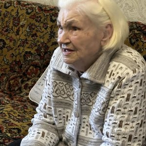 95 лет мудрости, любви и света: СОШ №1 поздравляет Антонину Марковну Пряхину!