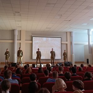Концерт Чувашской государственной филармонии, посвященный Дню защитника Отечества «На страже мира».	 